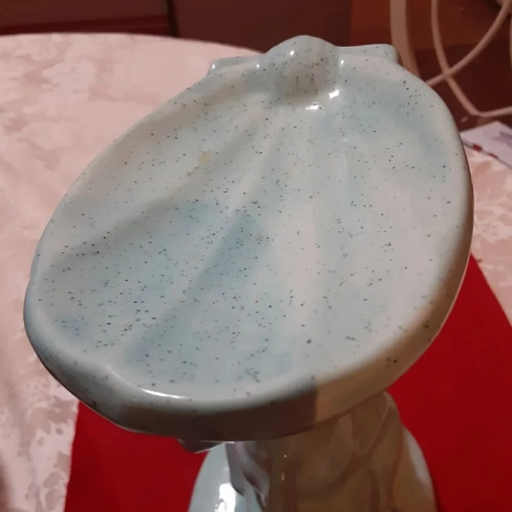 VINTAGE 70'S HOLLAND MOLD CERAMIC CHERUB ON DOLPHIN PEDESTAL SOAP DISH FIGURINE.